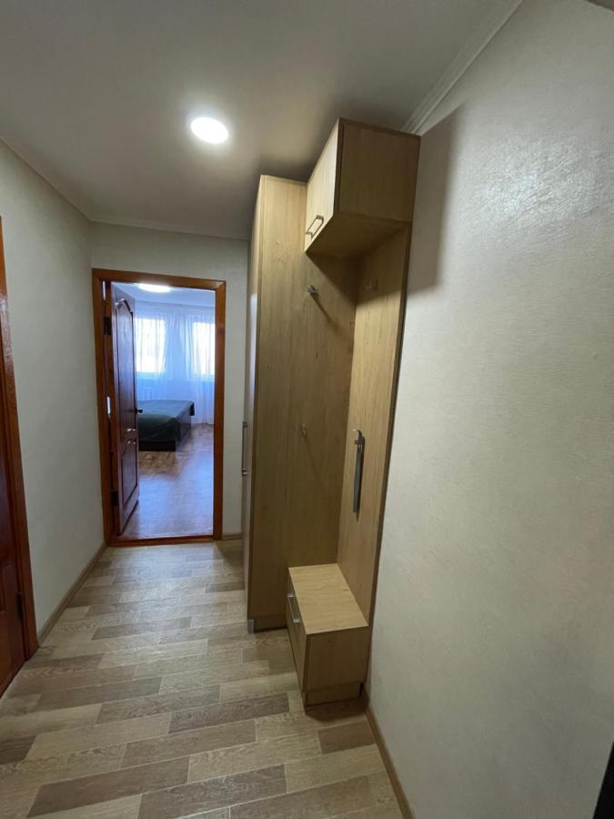Апартаменты Возле Днепра Tscherkassy Exterior foto